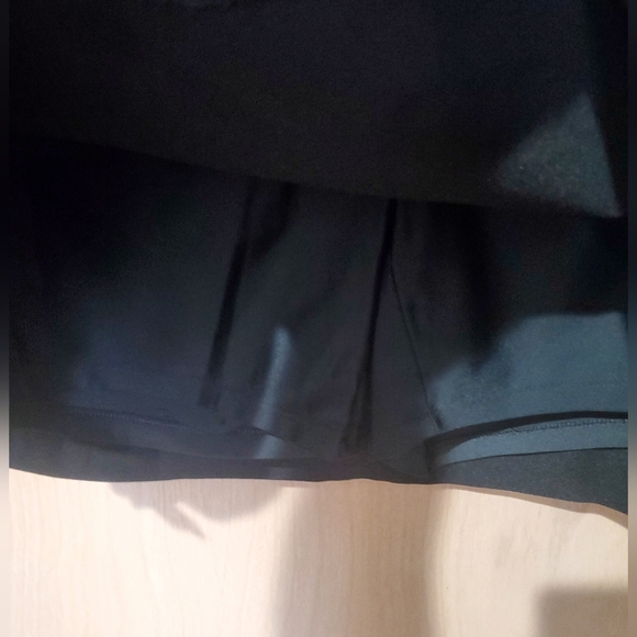 S.C.&Co., Size L, Black Skort - Picture 6 of 6